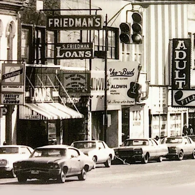 Robert's Western World