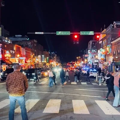 Private Nashville City Tour up to 7 Guests History local favorites